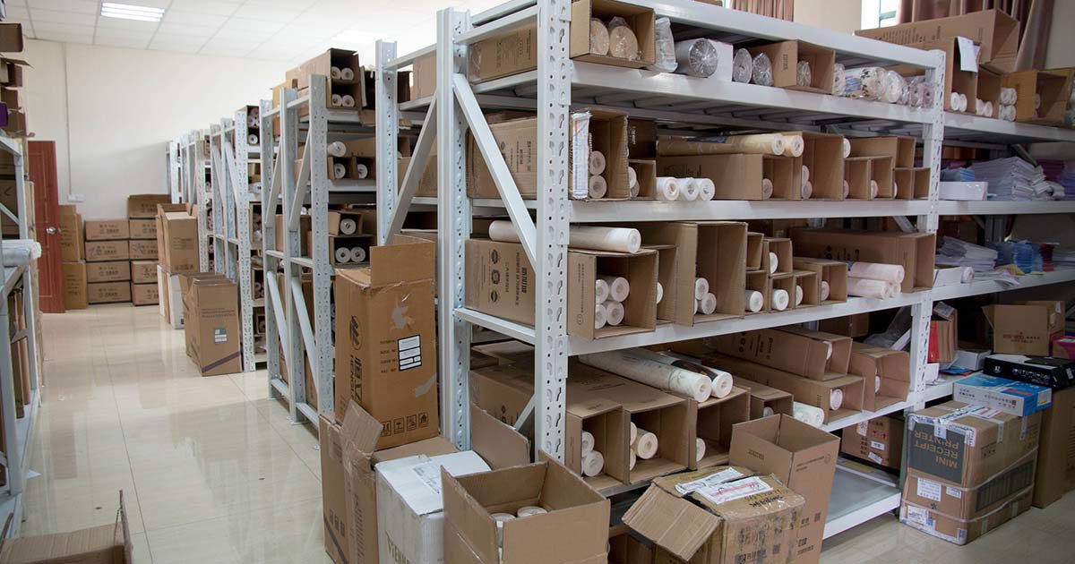 Como escolher equipamentos de armazenagem adequados