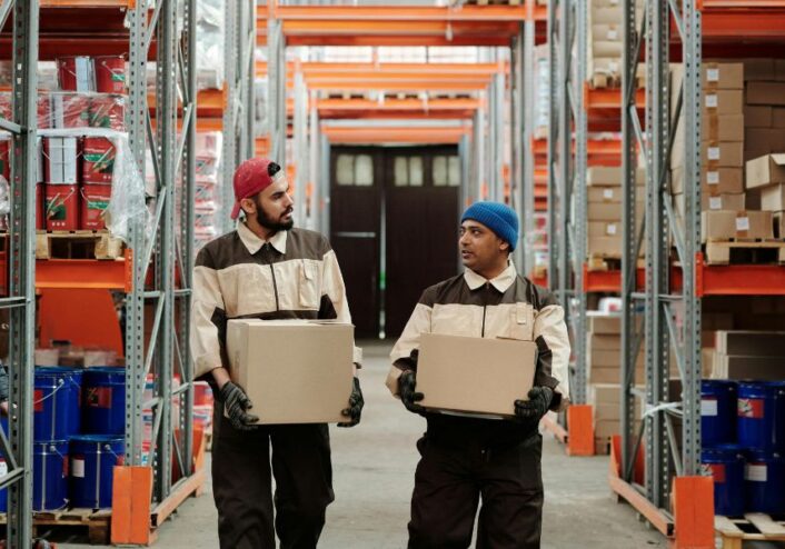 Porta-paletes: otimização e segurança para picking manual